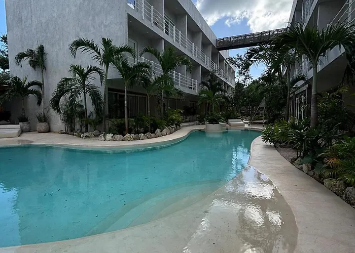 New Loft With Club Access Apartment